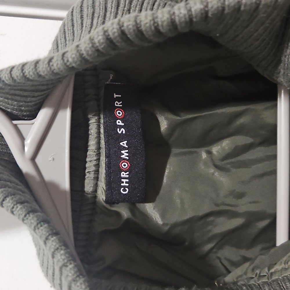 Green Jacket - Picture 2 of 4